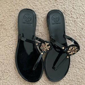 (READ description) Tory Burch